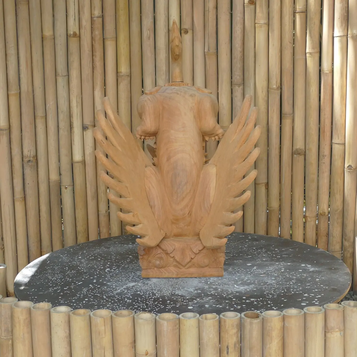  Product image 7 of the product “Singa Sungsang, Jack fruit, 30 x 35 x 56 cm (center Piece) with extension 47 x 40 x 75 cm ”